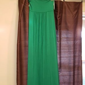 Green maxi dress